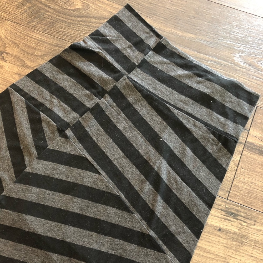 black and gray maxi shirt